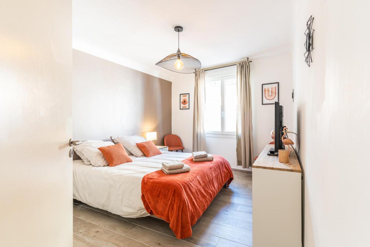 Superbe Appartement Avec Terrasse Sur Les Toits 马诺斯克 外观 照片